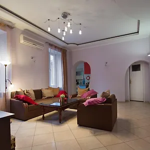 https://lviv-euro-hostel.hotelslviv.net